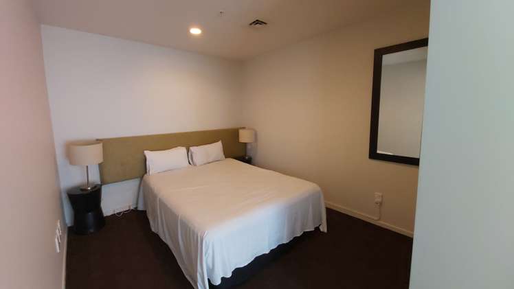 1406/10 Waterloo Quadrant Auckland Central_4