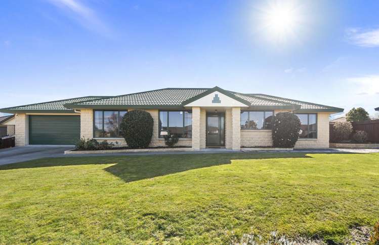 6 Logan Place Kelvin Grove_23