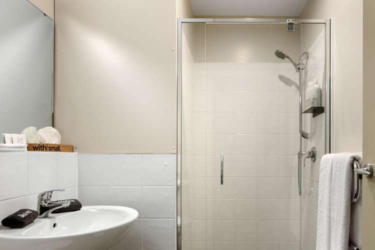 114/2 Reads Quay Gisborne Central_6