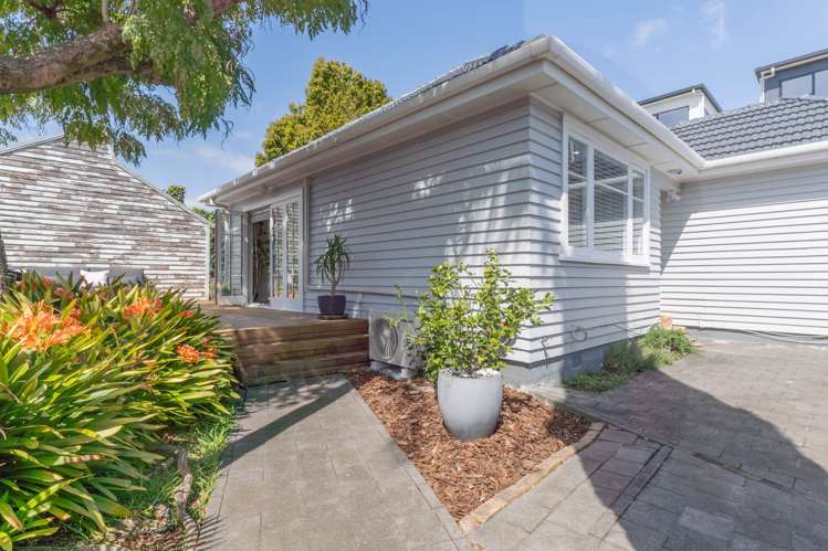2/42 Dominion Street_0