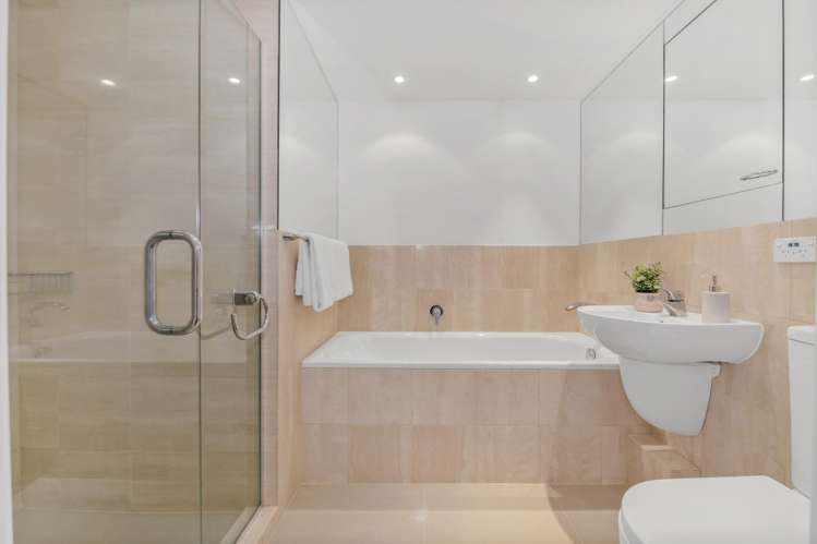 3A & 3B Keys Terrace St Heliers_24