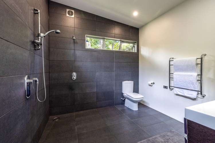 3 Giles Road Ostend_22