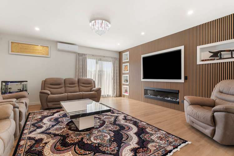 52 Malahide Drive Flat Bush_13