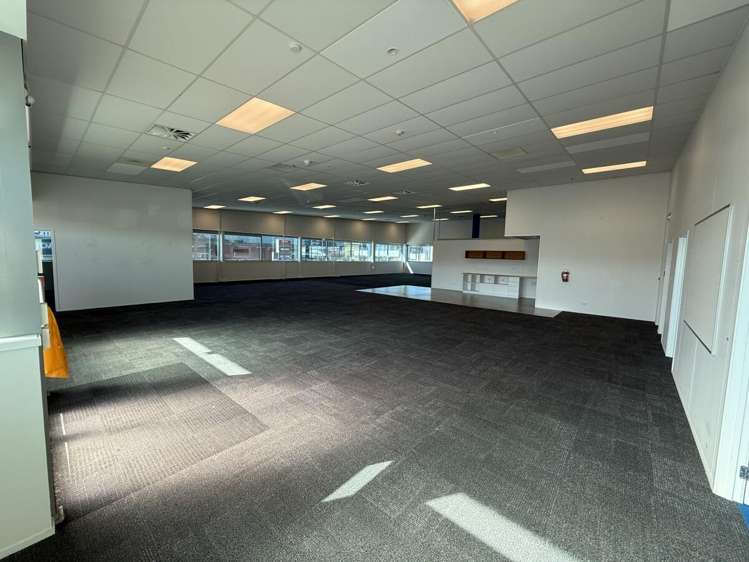 260 Oteha Valley Road Albany_18