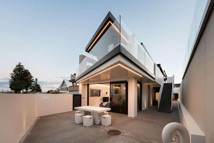59 Marine Parade Mt Maunganui_32