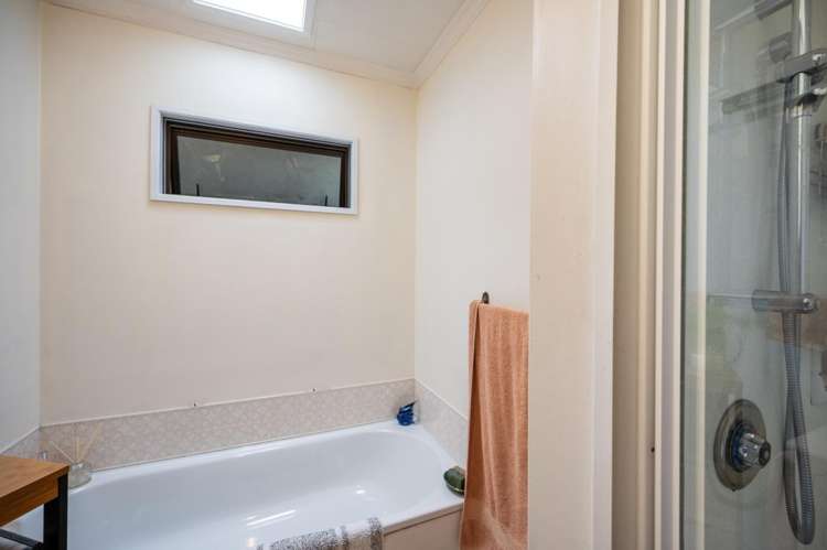 2/14 Marsden Road 10816_4