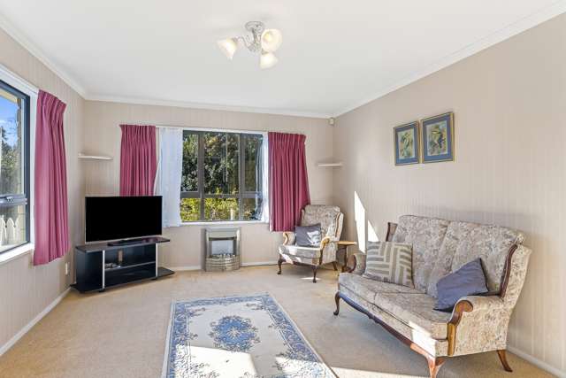 2/37 Rosebank Grove Waikanae_2