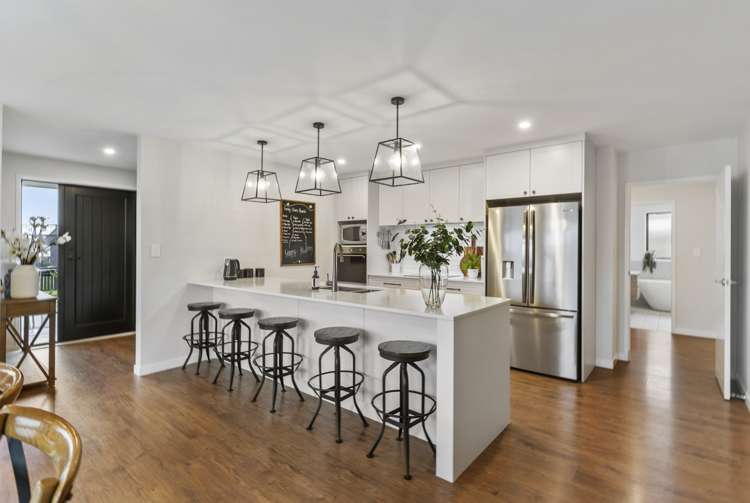 13 Te Aparangi Crescent Papakura_11