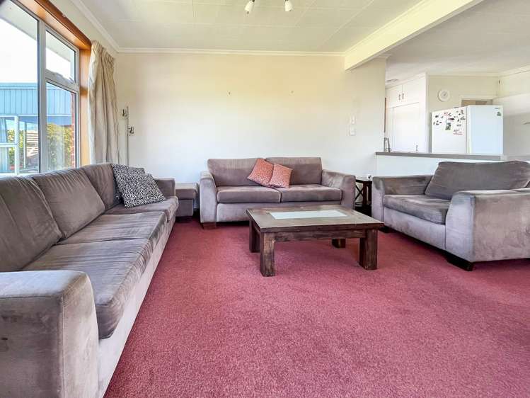 17 Constitution Avenue Milton_11