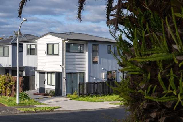 9A Penguin Drive Murrays Bay_2