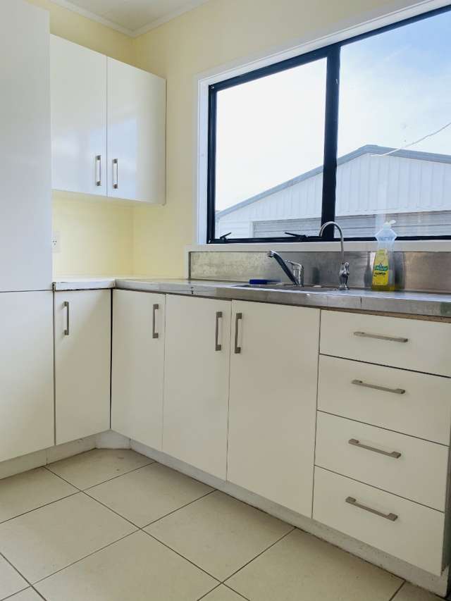 82 Sykes Road Manurewa_4