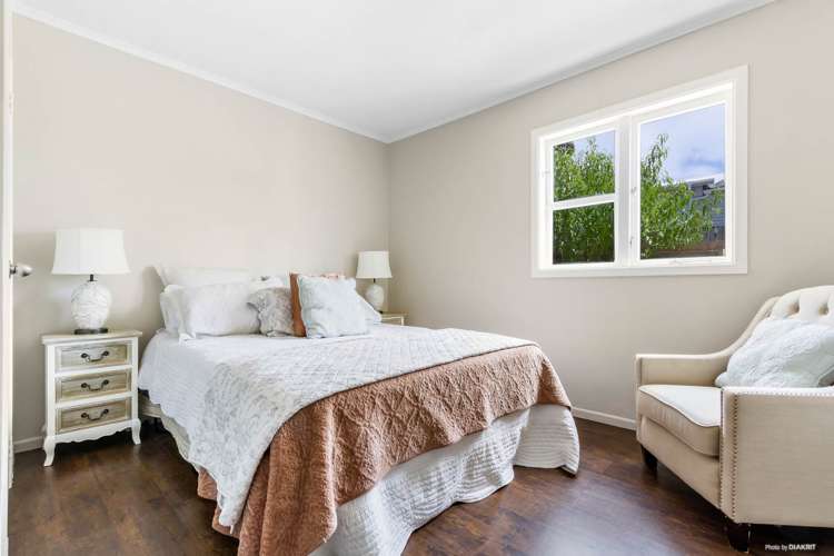 2/42 Pomaria Road Henderson_5