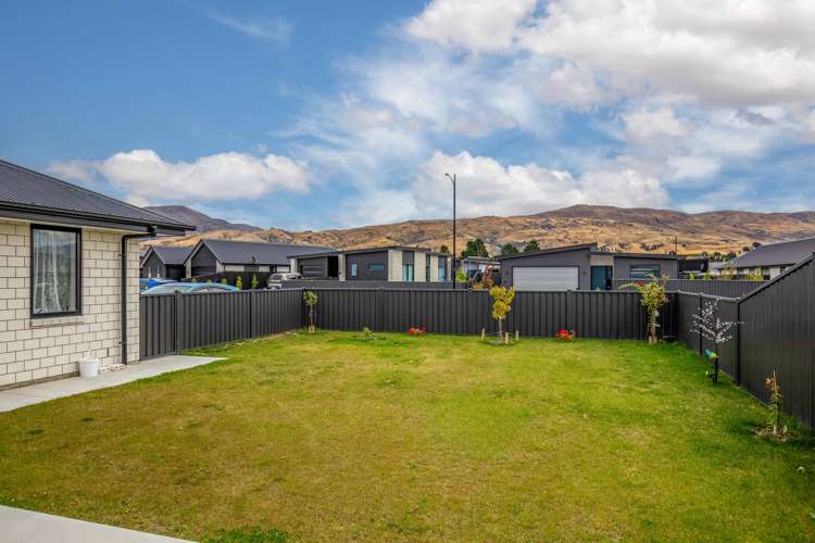 55 Olds Crescent Cromwell_13