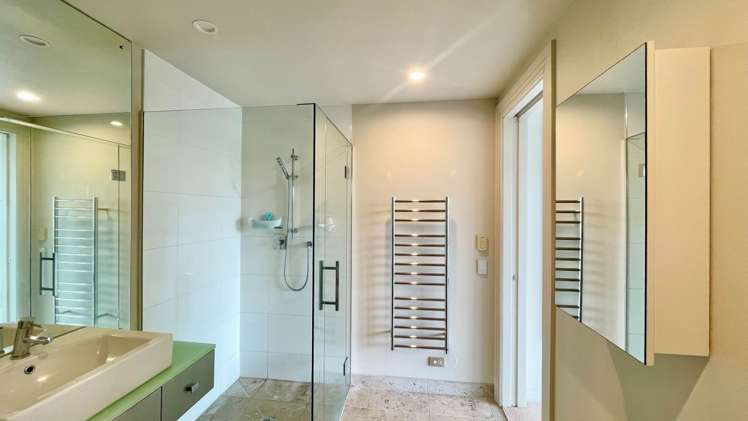 1G/24 James Cook Crescent Remuera_5