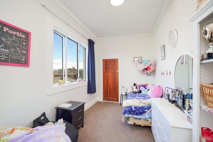 239 Herbert Street Windsor_22