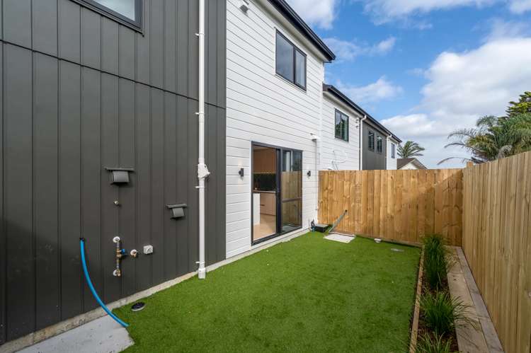 2/127 Ridge Road Howick_15