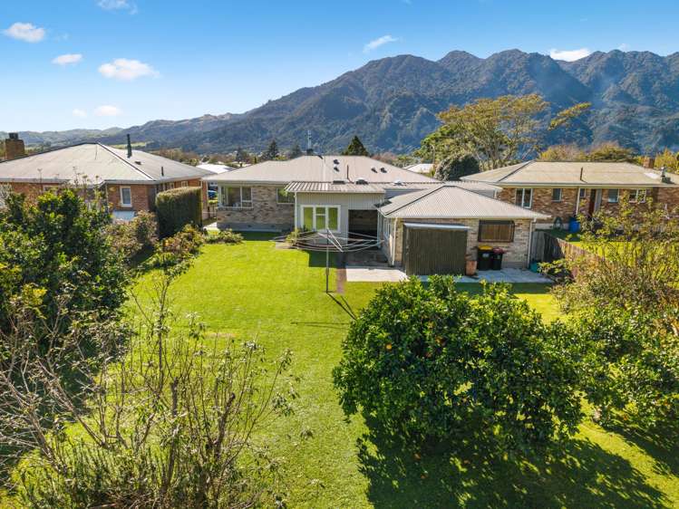 8 Churchill Avenue_3