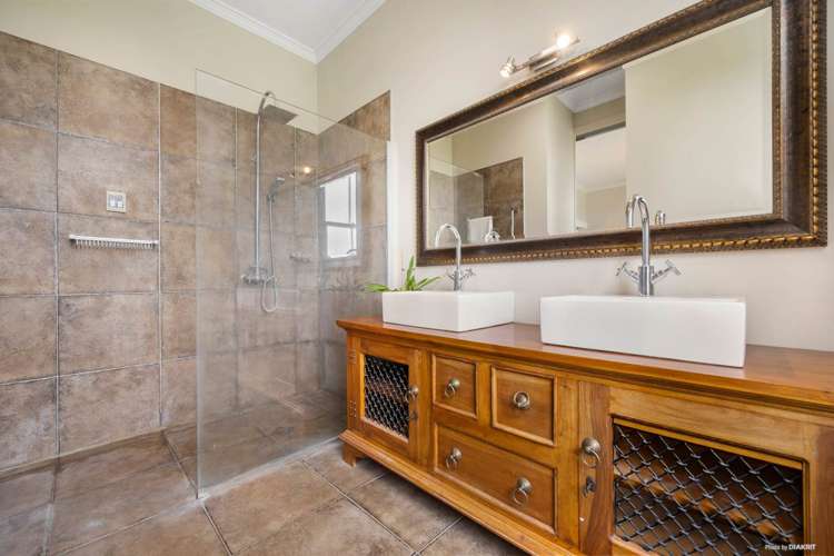 178 Queen Street Waiuku_13