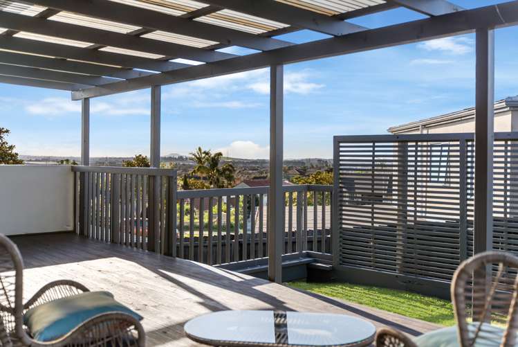 13 Arrowsmith Drive Clover Park_4