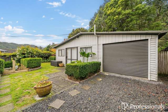 13 Sunny Grove Wainuiomata_2