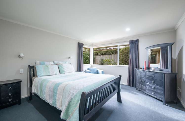 14 Cambelldon Crescent Stoke_8