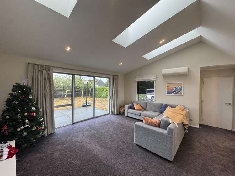 11 Pinaster Place Parklands_4