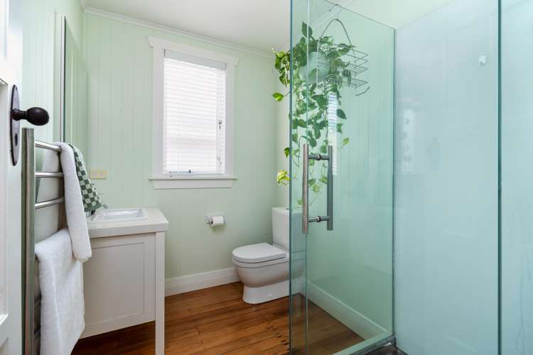 25 Tui Street Point Chevalier_15