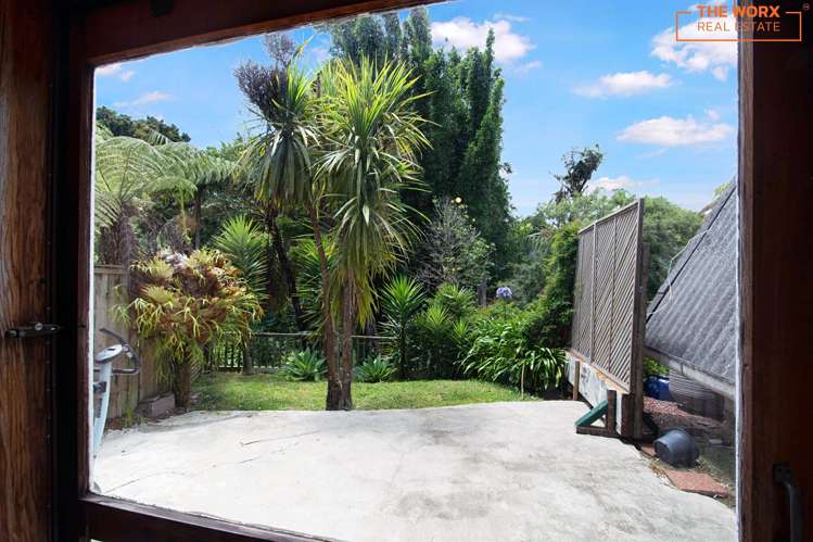 54 Terry Street Blockhouse Bay_19