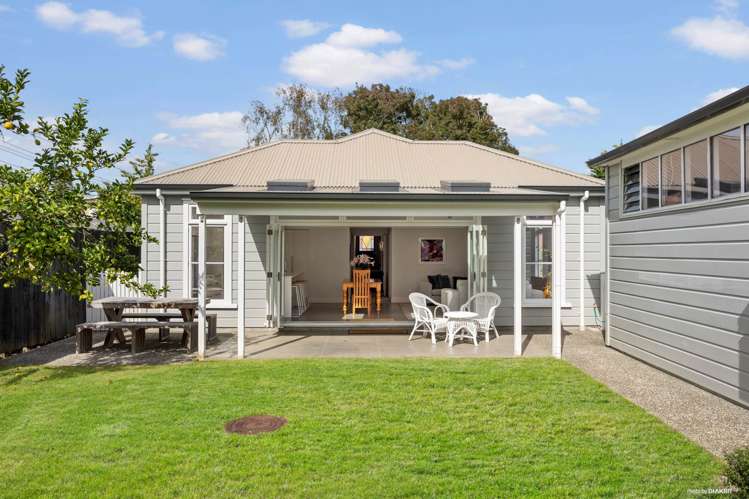 50 Main Highway Ellerslie_14