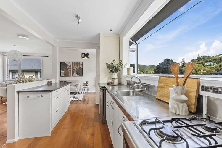 99 Parkvale Road Karori_9