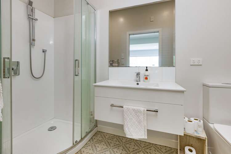 9 Banks Road Kawakawa Bay_14