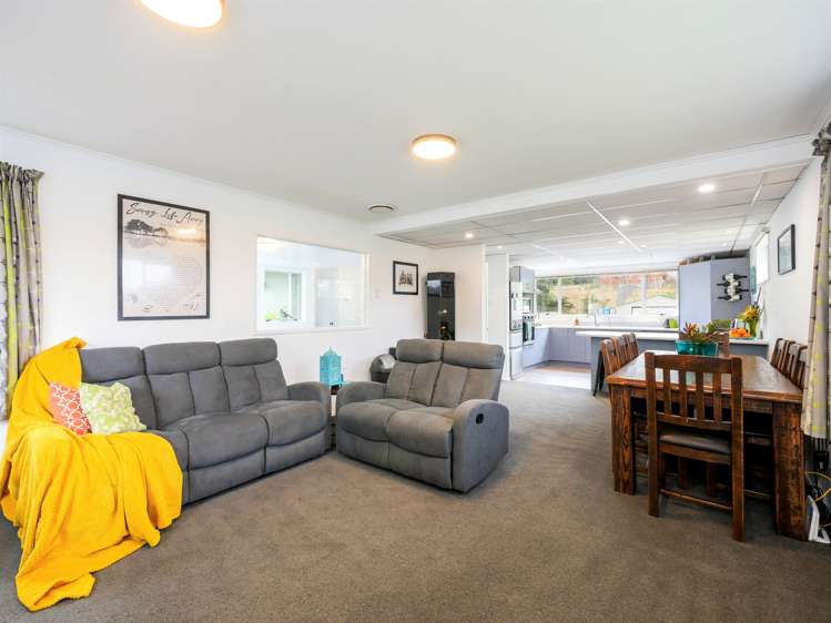 400 Kaikorai Valley Road Bradford_1