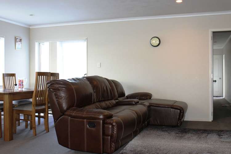 75 Heathdale Crescent Papakura_12