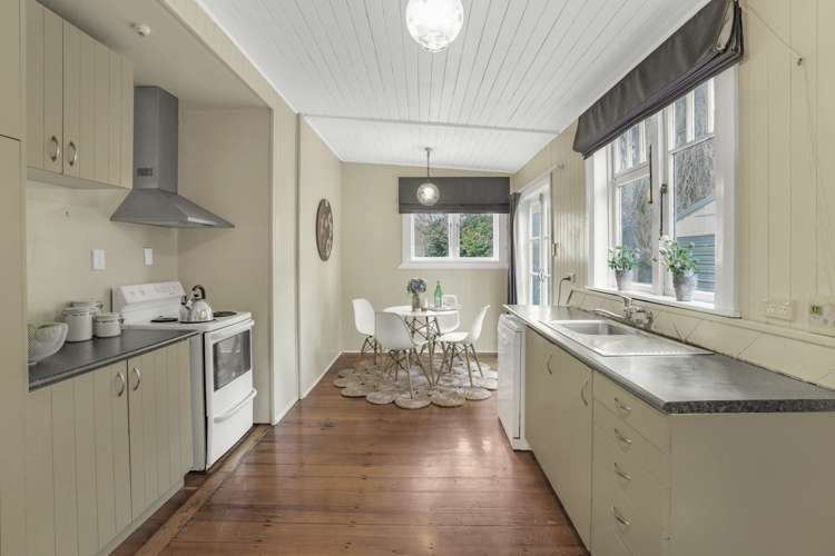12 Pohutukawa Street Woburn_13