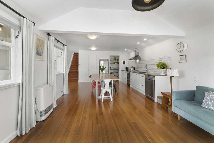 6 Ashleigh Crescent Miramar_19