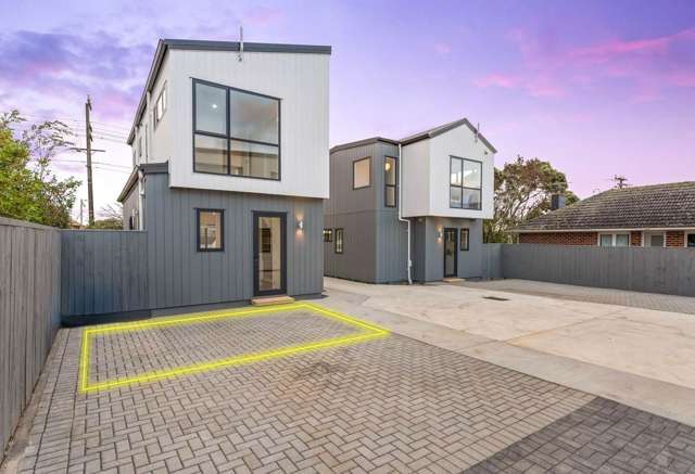 1/113 Flanshaw Road Te Atatu South_1