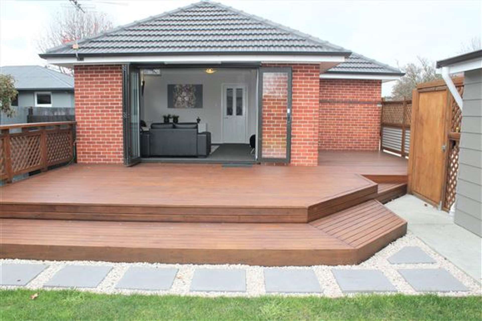 27 Dunedin Street Redwood_0