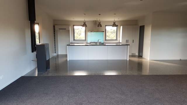 2 Little Paddock Hokitika_3