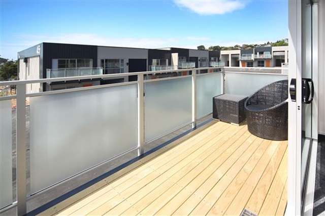 7/45 Karepiro Drive Stanmore Bay_1