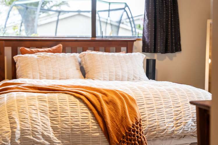 14 Cooper Place Chedworth_9