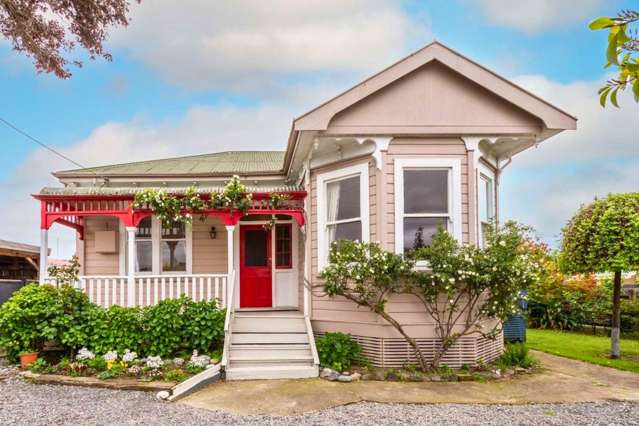 Charming Character located close to town