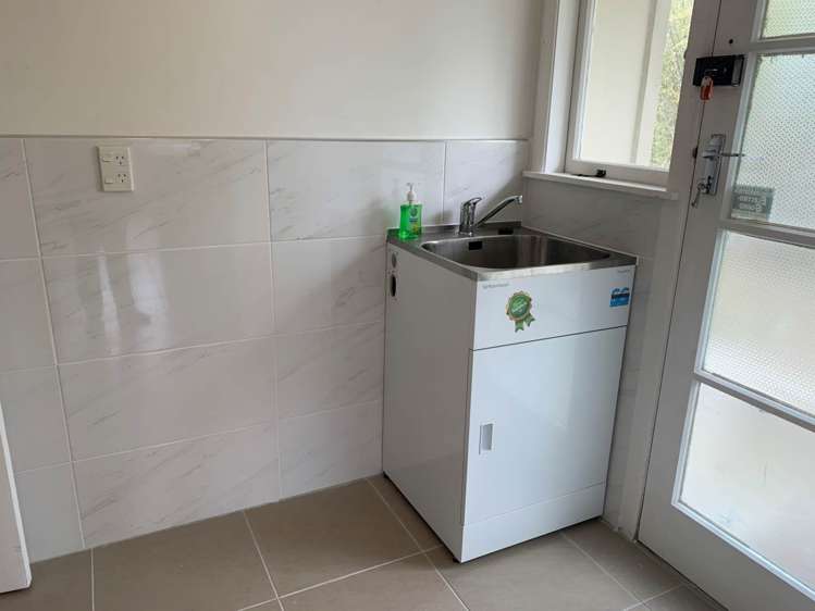 1/28 Camelot Place Glenfield_6