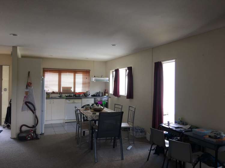 10/4 Ambrico Place New Lynn_8