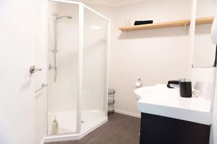 C/18 Kelvin Place 1074_11