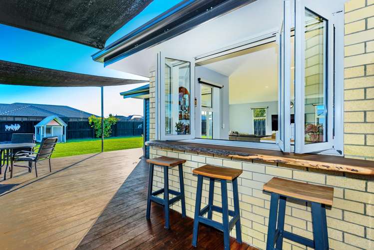 74 Oaks Drive Lincoln_16