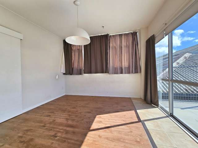 2/12 Collins Street Sandringham_2