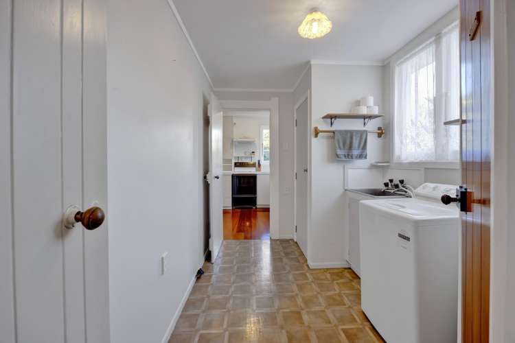 49 Union Street Hawera_17