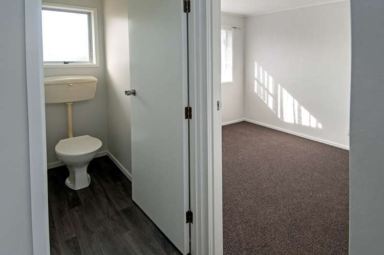 1/81a Flanshaw Road Te Atatu South_10