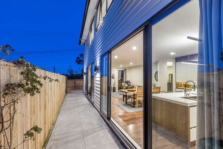 1 Seaview Road Glenfield_48