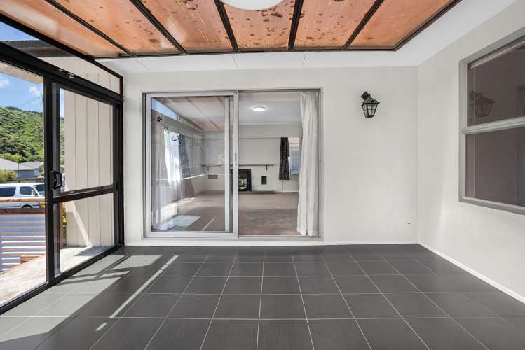 76 Hine Road Wainuiomata_14